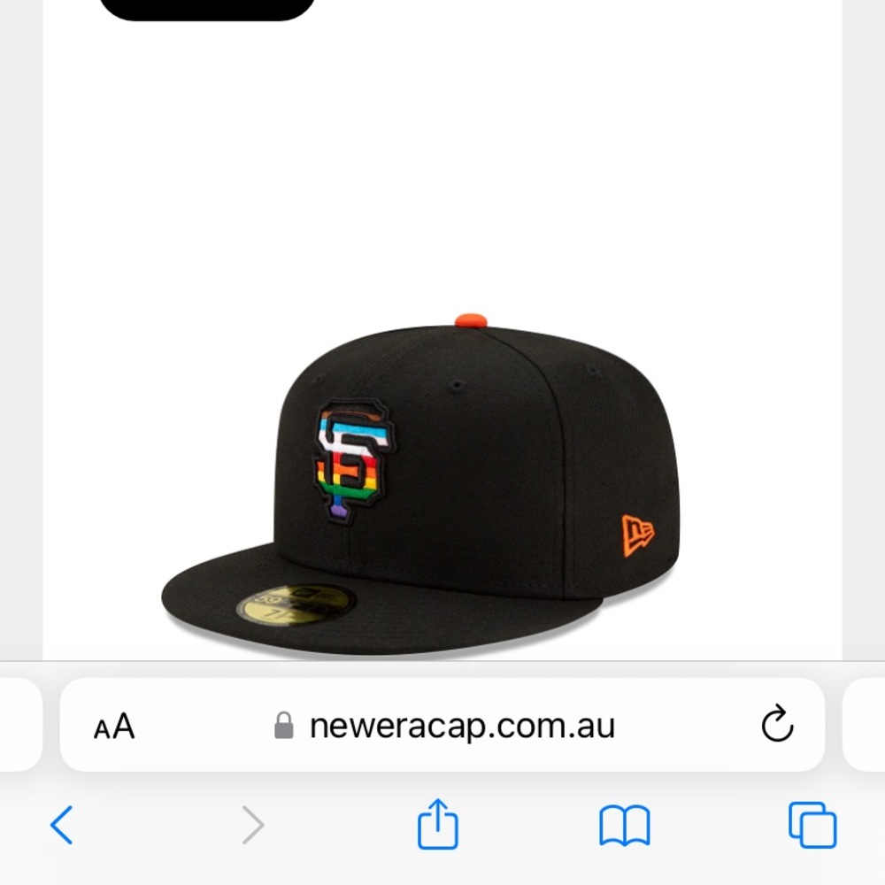 A sold out New Era SF Giants hat 1st pride audition for Pride 2022.